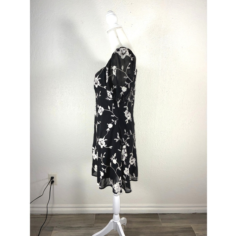 Altar'd State Floral Embroidered Mini Dress Black White Puff Sleeve Sweetheart L